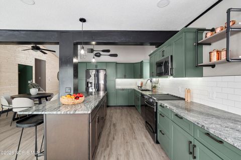 Tiny photo for 1611 Latcha Road, Millbury, OH 43447 (MLS # 10003592)