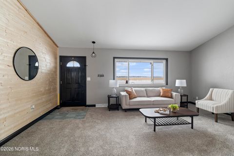 Tiny photo for 1611 Latcha Road, Millbury, OH 43447 (MLS # 10003592)