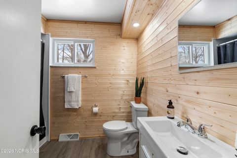 Tiny photo for 1611 Latcha Road, Millbury, OH 43447 (MLS # 10003592)