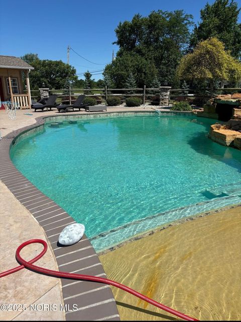 Tiny photo for 9488 Roberts Avenue, Perrysburg, OH 43551 (MLS # 10002190)