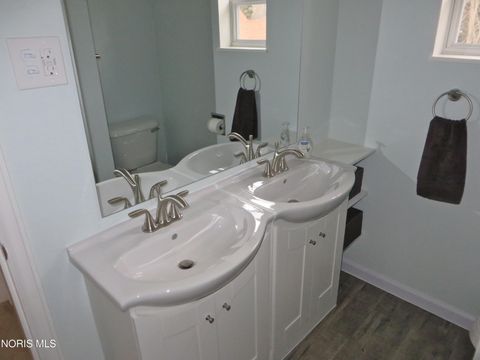 Tiny photo for 4325 Fir Lane, Toledo, OH 43613 (MLS # 10008457)