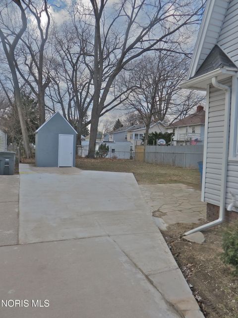 Tiny photo for 4325 Fir Lane, Toledo, OH 43613 (MLS # 10008457)