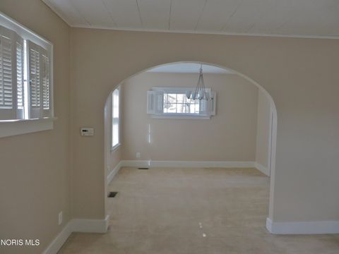 Tiny photo for 4325 Fir Lane, Toledo, OH 43613 (MLS # 10008457)