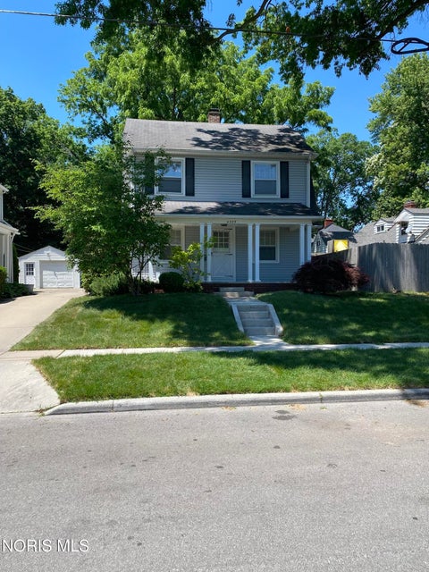 Homes For Sale - 4325 Fir Lane<br/> Toledo, OH 43613