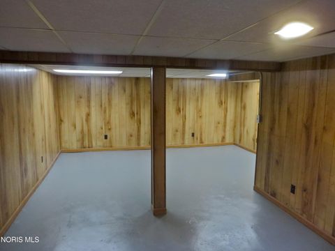 Tiny photo for 4325 Fir Lane, Toledo, OH 43613 (MLS # 10008457)