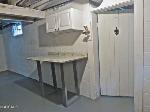 Tiny photo for 4325 Fir Lane, Toledo, OH 43613 (MLS # 10008457)