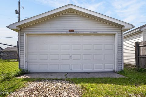 Tiny photo for 225 19th Street, Findlay, OH 45840 (MLS # 10007374)