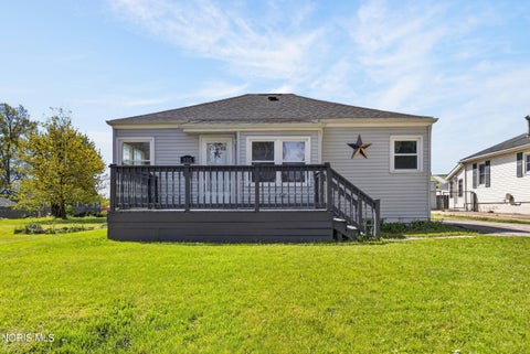 Photo of 225 19th Street, Findlay, OH 45840 (MLS # 10007374)
