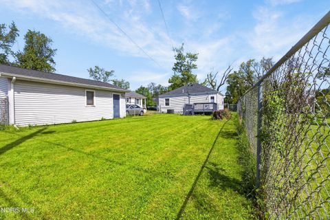 Tiny photo for 225 19th Street, Findlay, OH 45840 (MLS # 10007374)