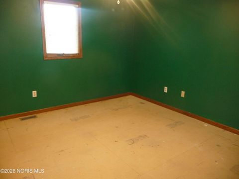 Tiny photo for 443 W College Avenue #443, Pemberville, OH 43450 (MLS # 10002905)