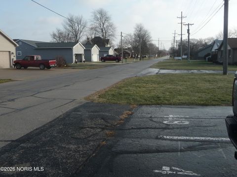 Tiny photo for 443 W College Avenue #443, Pemberville, OH 43450 (MLS # 10002905)