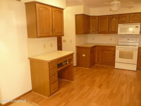 Tiny photo for 443 W College Avenue #443, Pemberville, OH 43450 (MLS # 10002905)