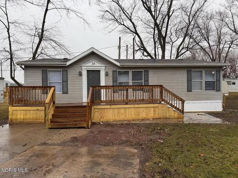 Photo of 4705 County Road 1575, Bryan, OH 43506 (MLS # 10004903)