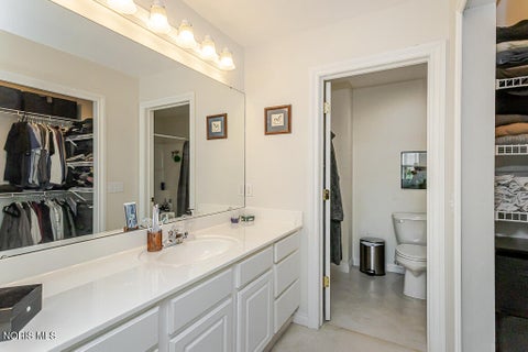 Tiny photo for 26395 E Wexford Drive, Perrysburg, OH 43551 (MLS # 10010187)