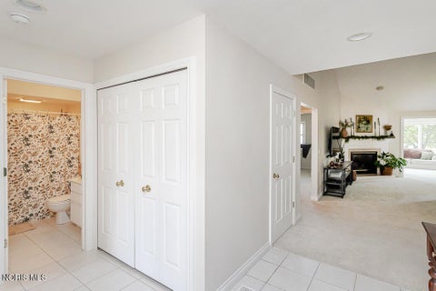 Tiny photo for 26395 E Wexford Drive, Perrysburg, OH 43551 (MLS # 10010187)