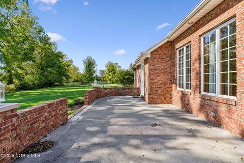 Tiny photo for 8478 Indian Drive, Findlay, OH 45840 (MLS # 10000169)