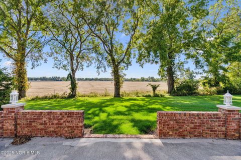 Tiny photo for 8478 Indian Drive, Findlay, OH 45840 (MLS # 10000169)