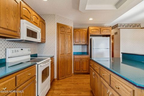Tiny photo for 8478 Indian Drive, Findlay, OH 45840 (MLS # 10000169)