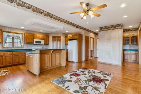 Tiny photo for 8478 Indian Drive, Findlay, OH 45840 (MLS # 10000169)