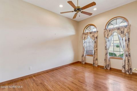Tiny photo for 8478 Indian Drive, Findlay, OH 45840 (MLS # 10000169)