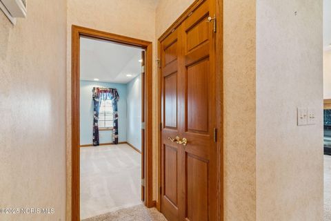 Tiny photo for 8478 Indian Drive, Findlay, OH 45840 (MLS # 10000169)