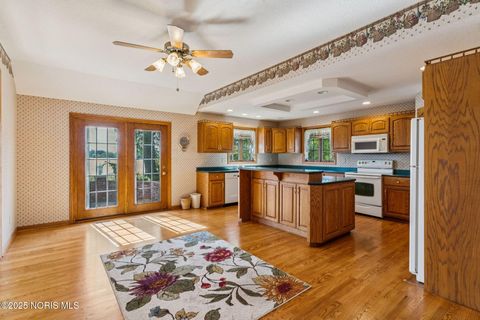 Tiny photo for 8478 Indian Drive, Findlay, OH 45840 (MLS # 10000169)
