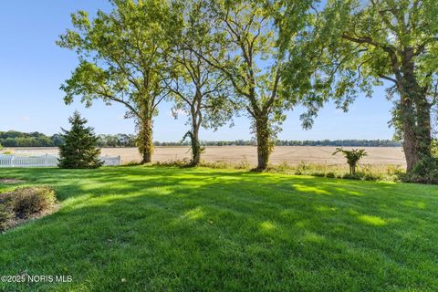 Tiny photo for 8478 Indian Drive, Findlay, OH 45840 (MLS # 10000169)