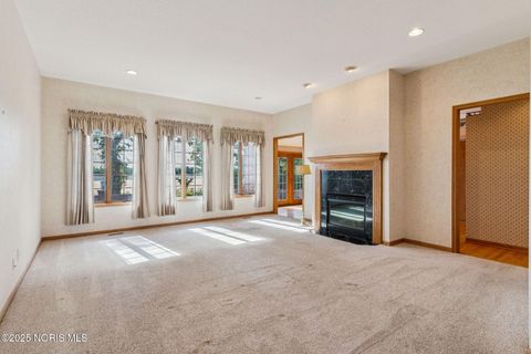 Tiny photo for 8478 Indian Drive, Findlay, OH 45840 (MLS # 10000169)