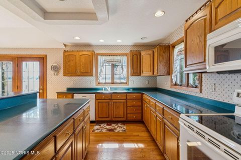 Tiny photo for 8478 Indian Drive, Findlay, OH 45840 (MLS # 10000169)