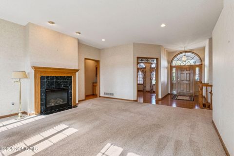 Tiny photo for 8478 Indian Drive, Findlay, OH 45840 (MLS # 10000169)