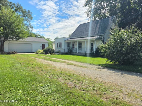 Photo of 146 Stahl Street, Bradner, OH 43406 (MLS # 10013640)