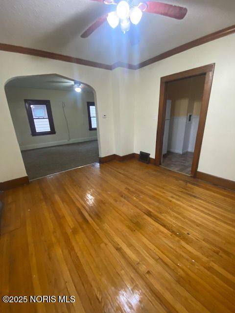 Tiny photo for 414 Bender Drive, Toledo, OH 43609 (MLS # 10001568)