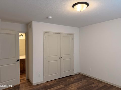 Tiny photo for 5747 Aurora Place # 23, Sylvania, OH 43560 (MLS # 10005663)