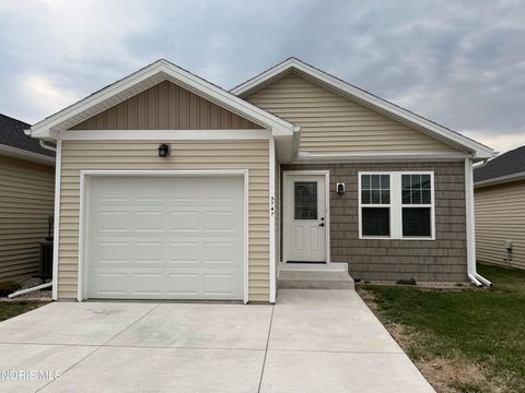 Tiny photo for 5747 Aurora Place # 23, Sylvania, OH 43560 (MLS # 10005663)