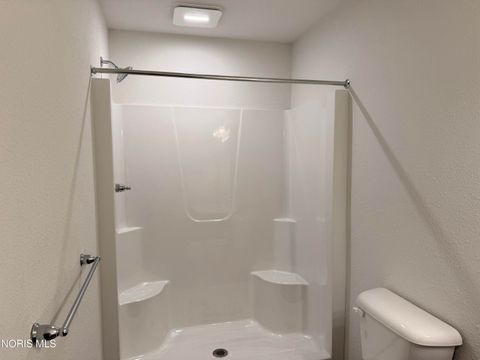 Tiny photo for 5747 Aurora Place # 23, Sylvania, OH 43560 (MLS # 10005663)