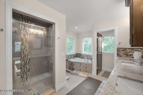 Tiny photo for 4271 Cranberry Lane, Sylvania, OH 43560 (MLS # 10006939)