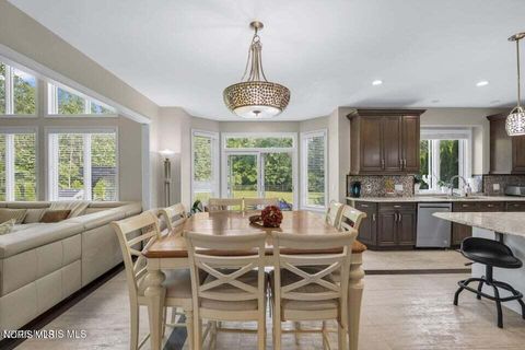 Tiny photo for 4271 Cranberry Lane, Sylvania, OH 43560 (MLS # 10006939)