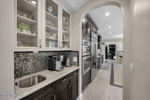 Tiny photo for 4271 Cranberry Lane, Sylvania, OH 43560 (MLS # 10006939)