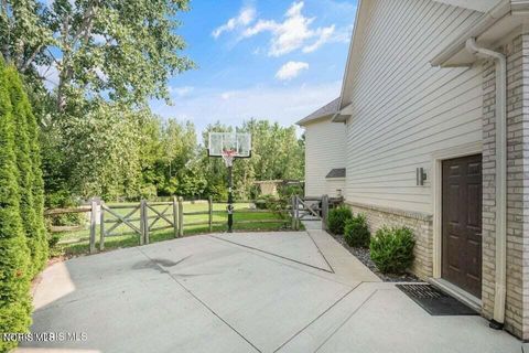 Tiny photo for 4271 Cranberry Lane, Sylvania, OH 43560 (MLS # 10006939)