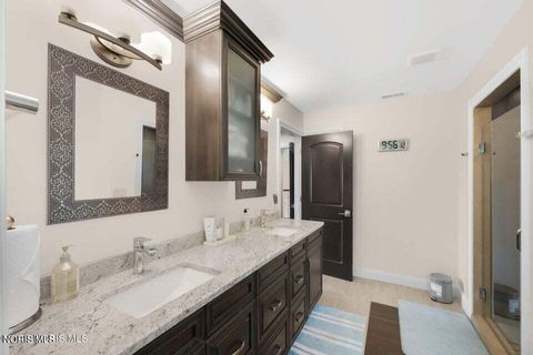 Tiny photo for 4271 Cranberry Lane, Sylvania, OH 43560 (MLS # 10006939)