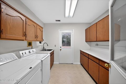 Tiny photo for 5926 Sylvan Green Road, Sylvania, OH 43560 (MLS # 10003148)