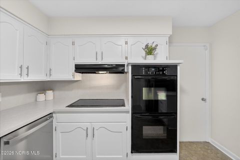 Tiny photo for 5926 Sylvan Green Road, Sylvania, OH 43560 (MLS # 10003148)