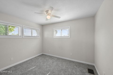 Tiny photo for 539 W Crawford Avenue, Toledo, OH 43612 (MLS # 10008808)