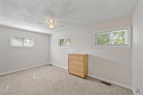 Tiny photo for 539 W Crawford Avenue, Toledo, OH 43612 (MLS # 10008808)