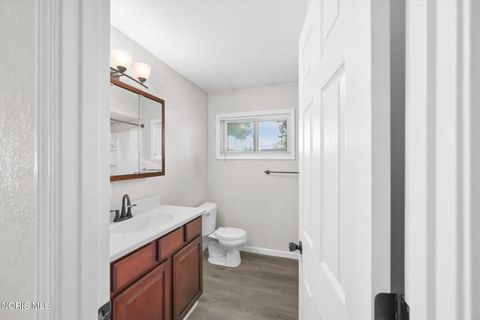 Tiny photo for 539 W Crawford Avenue, Toledo, OH 43612 (MLS # 10008808)