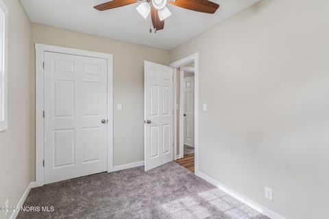 Tiny photo for 1808 Glenwood Street, Findlay, OH 45840 (MLS # 10000314)