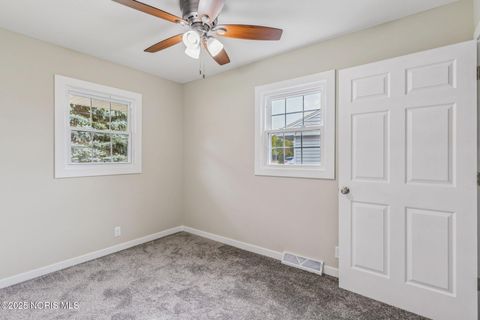 Tiny photo for 1808 Glenwood Street, Findlay, OH 45840 (MLS # 10000314)