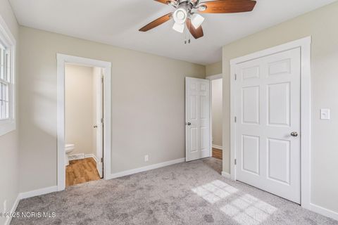 Tiny photo for 1808 Glenwood Street, Findlay, OH 45840 (MLS # 10000314)