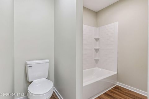 Tiny photo for 1808 Glenwood Street, Findlay, OH 45840 (MLS # 10000314)
