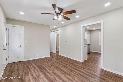 Tiny photo for 1808 Glenwood Street, Findlay, OH 45840 (MLS # 10000314)